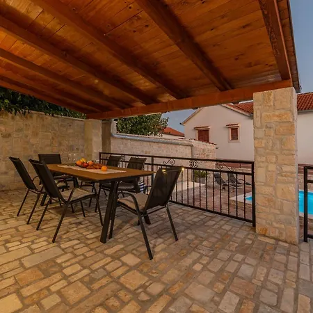 Vila Ika Zadarvillas Rastevic