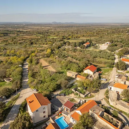 Ika Zadarvillas Vila