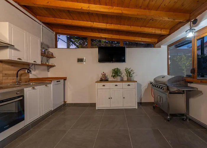 Ika Zadarvillas