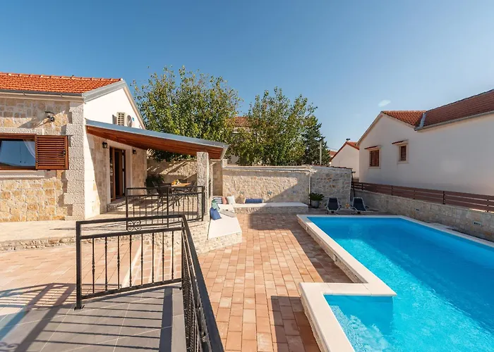 Vila Ika Zadarvillas Rastevic