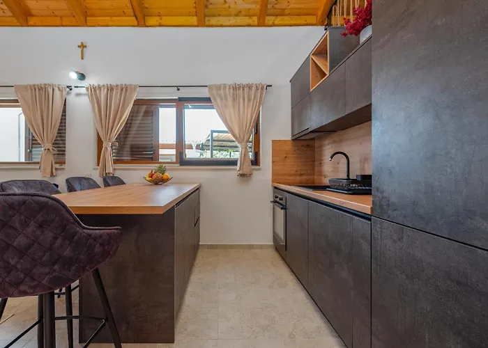 Ika Zadarvillas Vila *