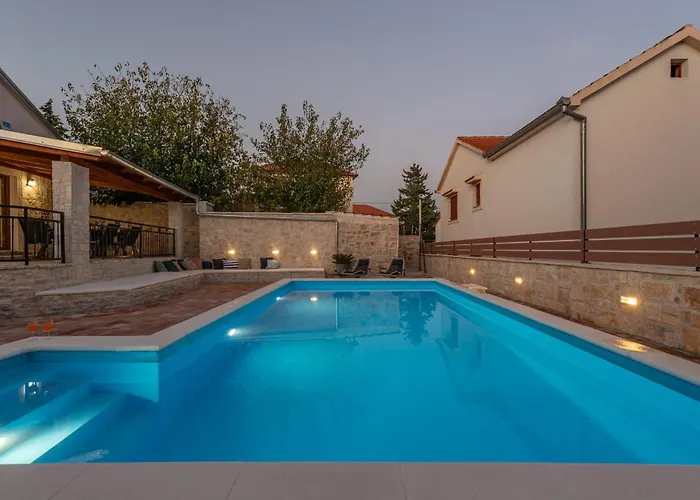 Ika Zadarvillas Rastevic